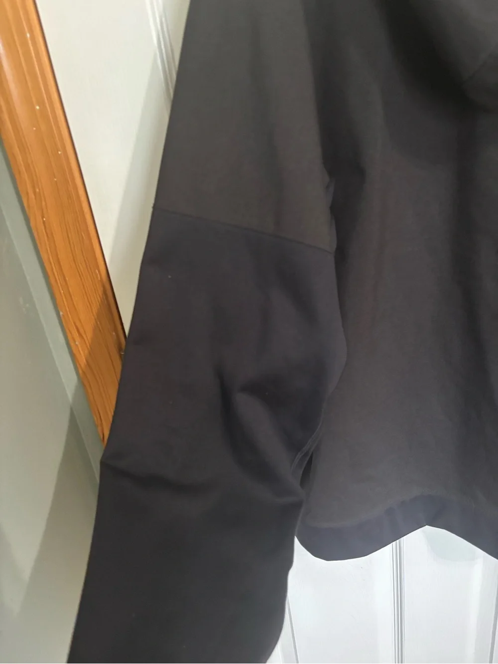 The North Face Men’s Black Full-Zip Hooded Jacket XL